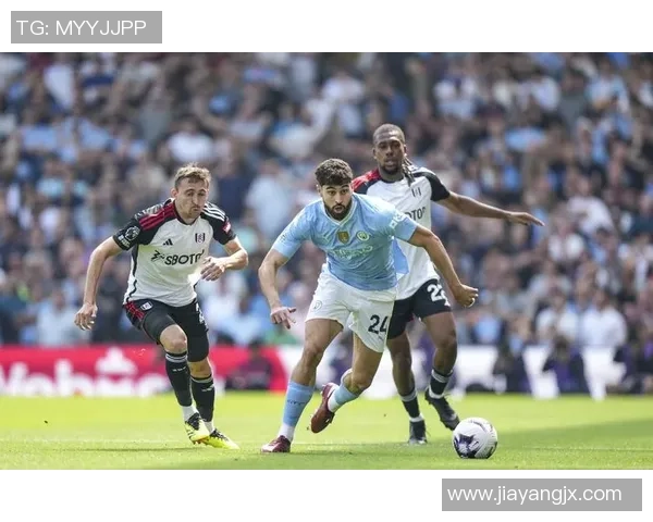 西甲激战曼城大胜拜仁点球争议引发全场热议